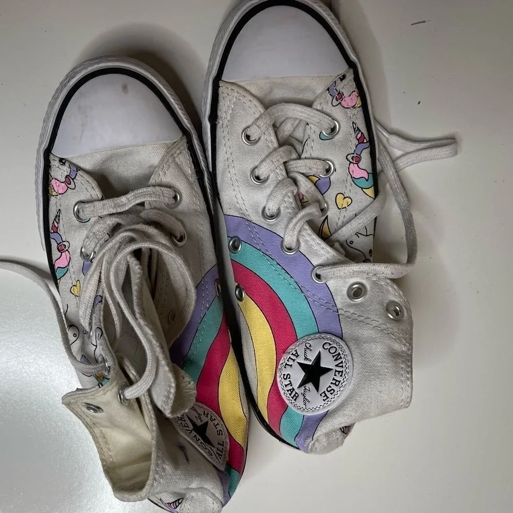 Girls Junior Converse Unicorn Rainbow CTAS Hi‎ Sneakers Style: 663994C Size US 2